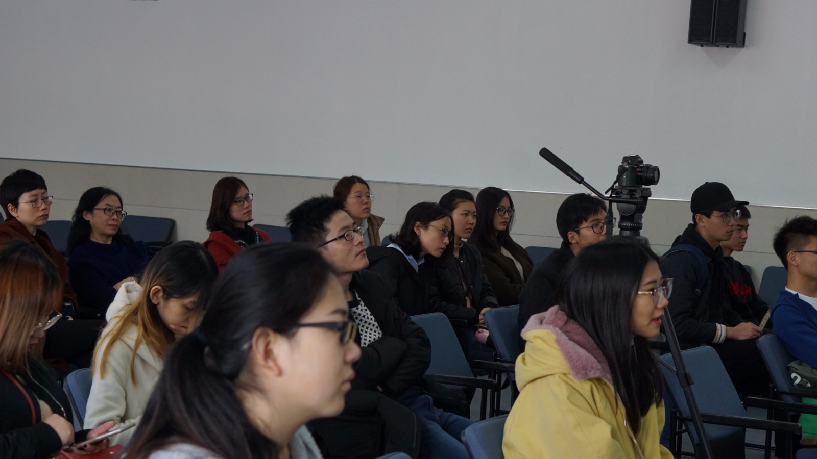 1515133487187102.jpg 讲座现场图2.jpg